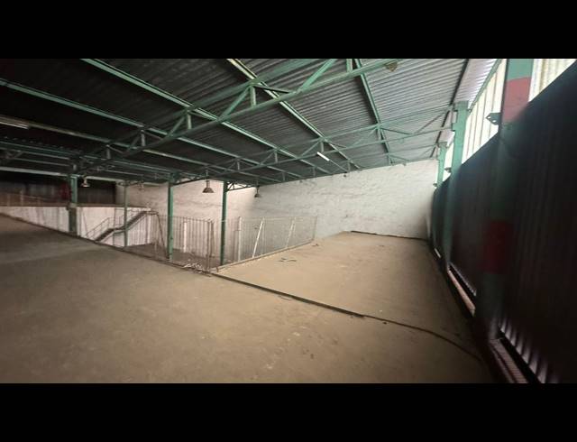 800M² WAREHOUSE TO LET IN PRETORIA WEST